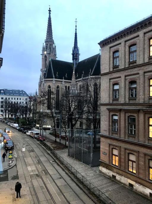 Apartament Klimatisierte Sehr Zentrale Wohnung-loftstyle- *